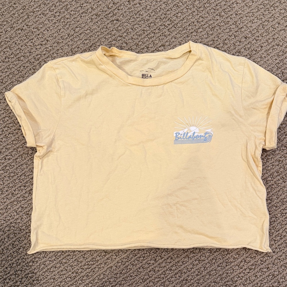 Billabong Women's Soft Yellow Short Sleeve Cropped Tee